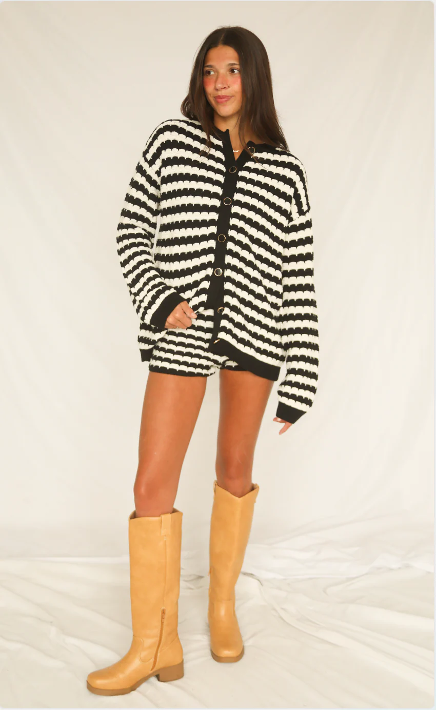 show me your mumu: inez shorts - black and white stripe knits - Image 3